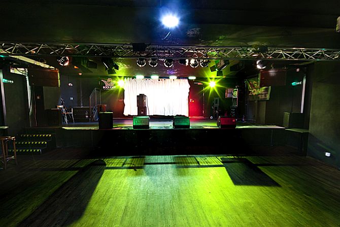 Náhledová mapa míst pro Blood Command je pouze orientační