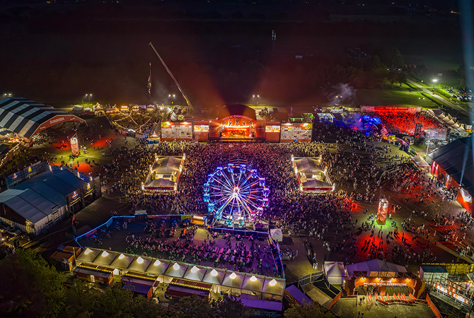 Zaalplan - OERROCK FESTIVAL